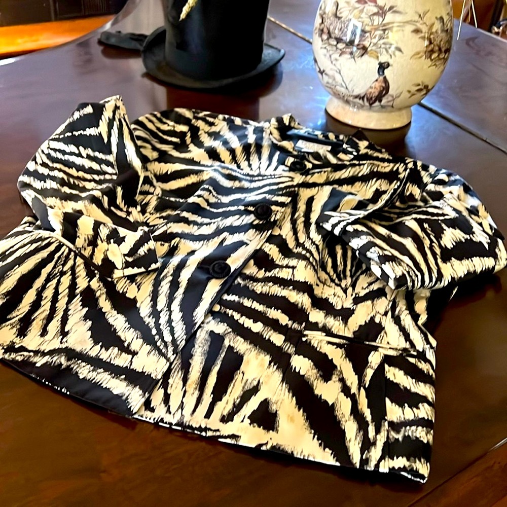 Talbots Collection ~ Petites, Size 14, Black and Cream